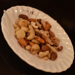 BRICK - ミックスナッツ（６００円）２０２０年９月