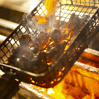 当店名物！炭火炙り焼き！！
