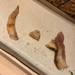 すし岩瀬 - 北寄貝の炙り