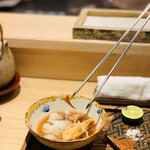 日本橋 蕎ノ字 - ■車海老の頭二つ目は天つゆで頂く。
      