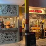 MAD PERROS PIZZA - 