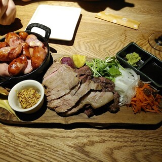 串焼きビストロ グリとニル_1