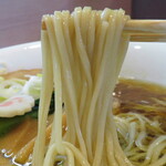 中華そば 深緑 - 黒出汁/麺リフト