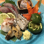 東京にぎりめし米専 - 