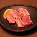 ホルモン焼肉 昌 - 豚タン