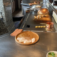 横浜瀬里奈 ステーキドーム - 