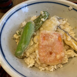Maru yoshi - キス天丼　さらっと食べやすいです。