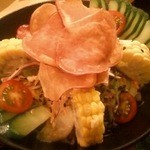 粋や - 季節の美人サラダです