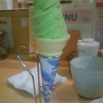 粋や - 抹茶ソフトです