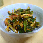 茹でイカとネギの味噌和え