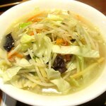中華食堂ウーロン - 野菜タンメン！