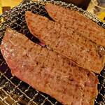 神戸牛焼肉 肉兵衛 - 