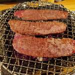 神戸牛焼肉 肉兵衛 - 