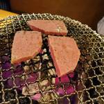 神戸牛焼肉 肉兵衛 - 