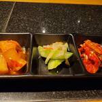 神戸牛焼肉 肉兵衛 - 