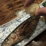 ばんや - 焼き魚 いわし焼き、レモンシャワー！