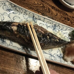 ばんや - 焼き魚 いわし焼き、背骨を箸で押し押し！