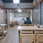 Kawayoshi - 広い店内