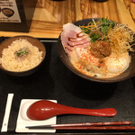 鯛担麺専門店 抱きしめ鯛 - 