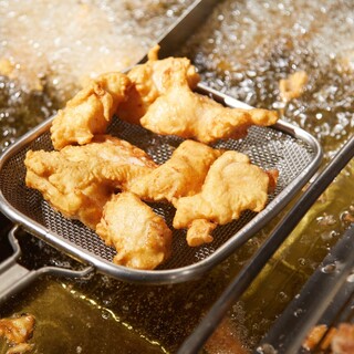 衝撃のひと口！唐揚・焼鳥・水炊きの常識を超える至福の鶏体験を