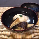 御料理 寺沢 - 松茸と車海老の海老真薯の椀