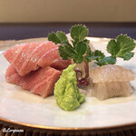 御料理 寺沢 - 塩竃産 本鮪ﾄﾛと星鰈と星鰈縁側