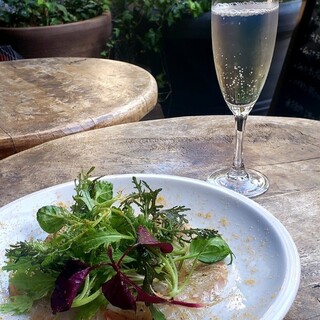《月替わり》産地直送の食材をふんだんに使ったコース