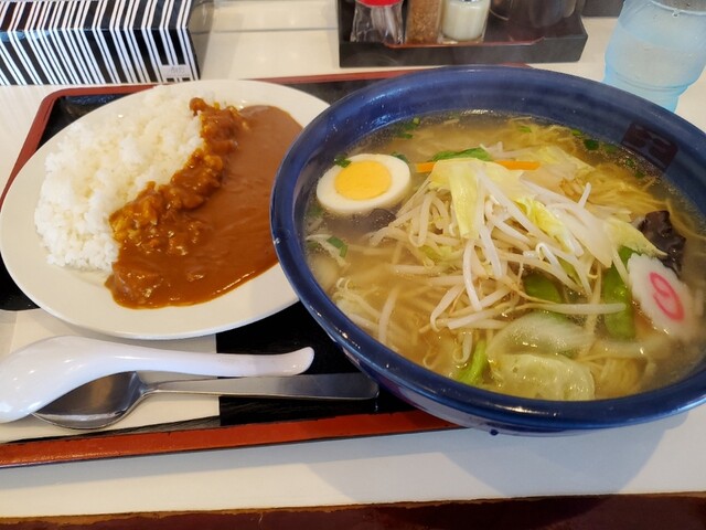 らーめんハウス王水 流留店 - 万石浦（ラーメン）の写真