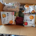 ツルヤ - 家に届いた宅急便