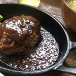 居喰処 光 - 2020/10/01
      おすすめ ハンバーグ定食 780円
      日替り めかじきの照焼定食 500円