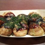 Toda Wataru No Okonomiyaki Sante Kan - さんて寛特製のカリトロのたこ焼き