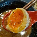 つけ麺 是・空 - つけ麺・味玉ズーム