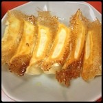 宇都宮みんみん 本店 - 焼餃子／240円