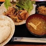 Hikawa Tameike Sannouten - 豚しょうが焼き定食 850円