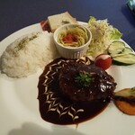 カフェ ダイニング グリーナ - ハンバーグプレート１３２０円