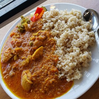 Calo Bookshop & Cafe_0