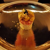 鮨 四 - 雲丹とトロ