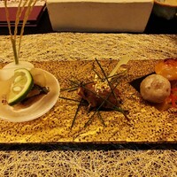 鮨 四 - 前菜３種