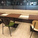 萩原珈琲店 みなとじま喫茶室 - テーブル席