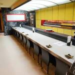 泊まれる 居酒屋 Imura - カウンター席（コロナ対策）