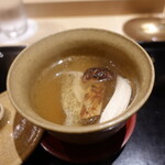 にい留 - 2週間寝かしたクエと松茸のお椀