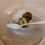 にい留 - ジブ皮ごとじっくり揚げた栗にジェラート
