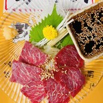 ホルモン道場 寄り本舗 - 馬刺し