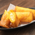 Fried 3 types of cheese rolls