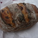 ル・プチメック - クランベリーとヘーゼルナッツ