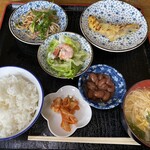 カタヤマ - 料理写真:この日の昼の日替わり定食700円
