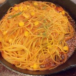 ナポリの食卓 - 鉄板ナポリタン