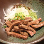 Nikaiya - 牛タンのタルタル