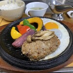 なんぷてい - 熱々のハンバーグ定食