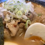 ラーメン とまや - ちょいアップ